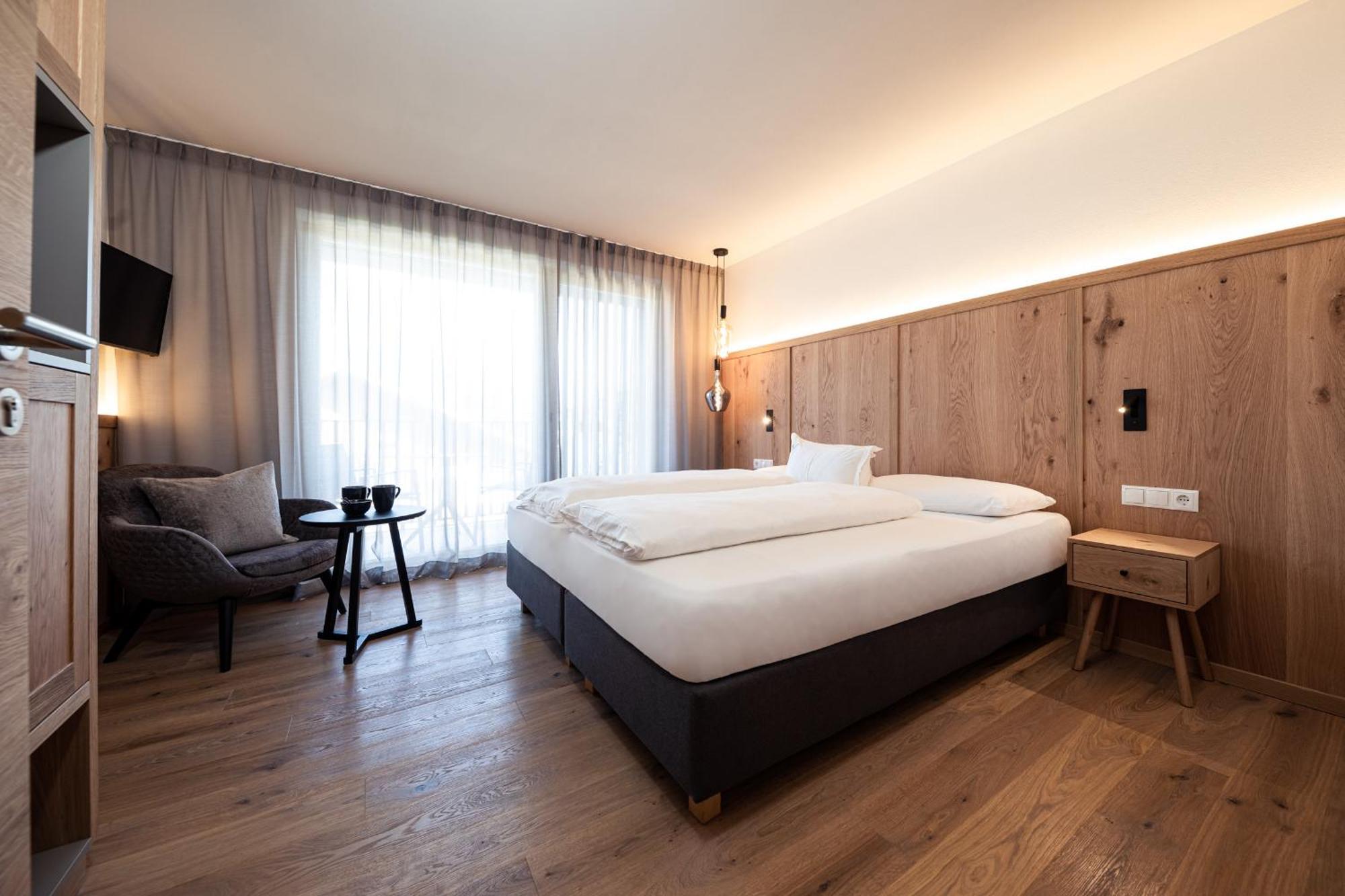 B&B Boutiquehotel Clara Brunico Oda fotoğraf